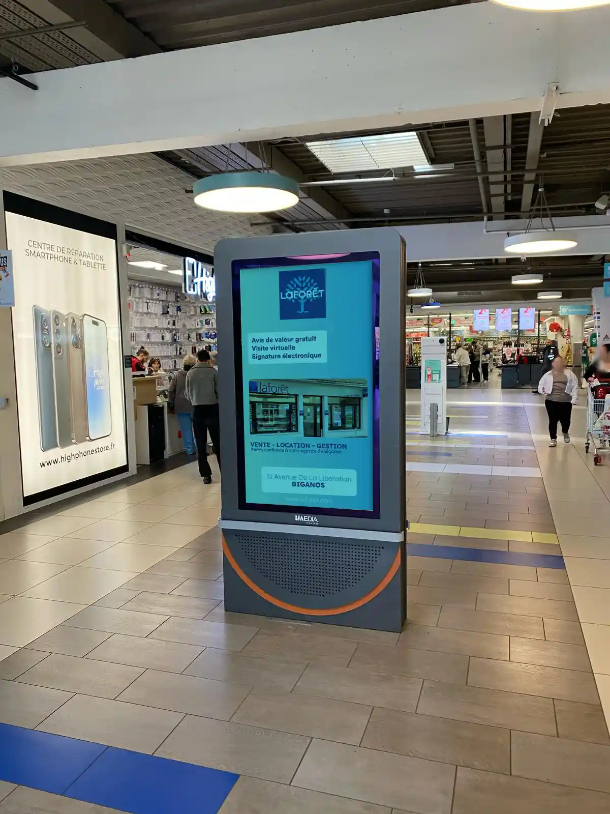 publicité dans un centre commercial publicite dans un centre commercial